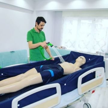 HASTA YIKAMA BANYO HAVUZU