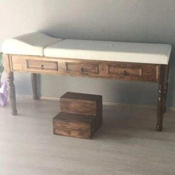 Ahşap Muayene Masası | ÇEKMECELİ + BASAMAKLI | Torna Ayaklı