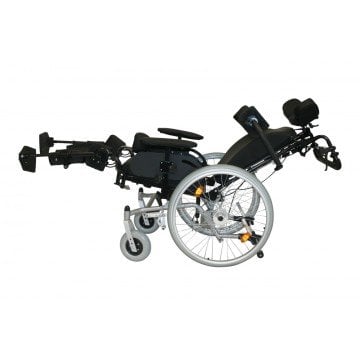 P130 | Yatabilen Tekerlekli Sandalye 41-46cm