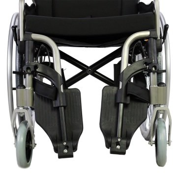 P957 | Çok Hafif Tekerlekli Sandalye